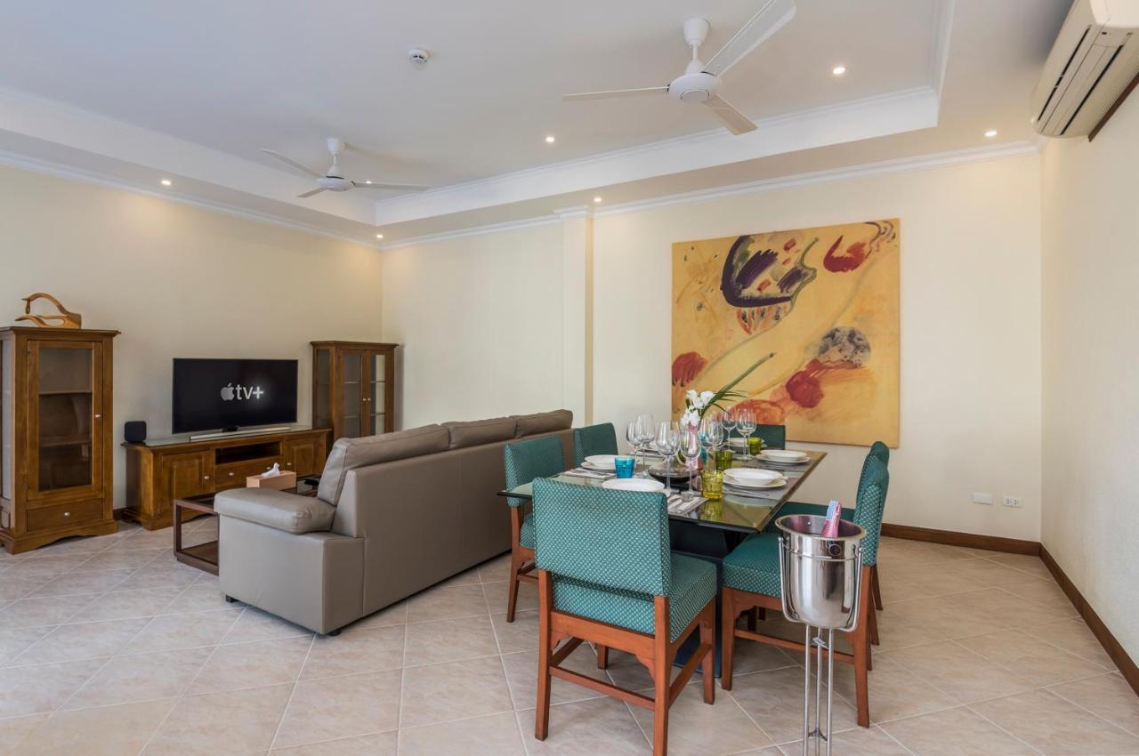 Village Austria Luxury Pool Villas Pattaya Ngoại thất bức ảnh